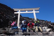 富士登山・シャイニングツアー