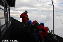 富士登山シャイニングツアー