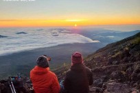 ㈱星野リゾート･星のや富士様「グラマラス富士登山」